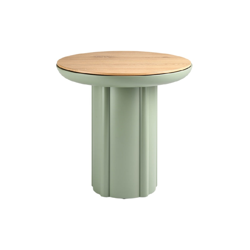 Eenvoudige ronde tafel met houten blad en groene basis